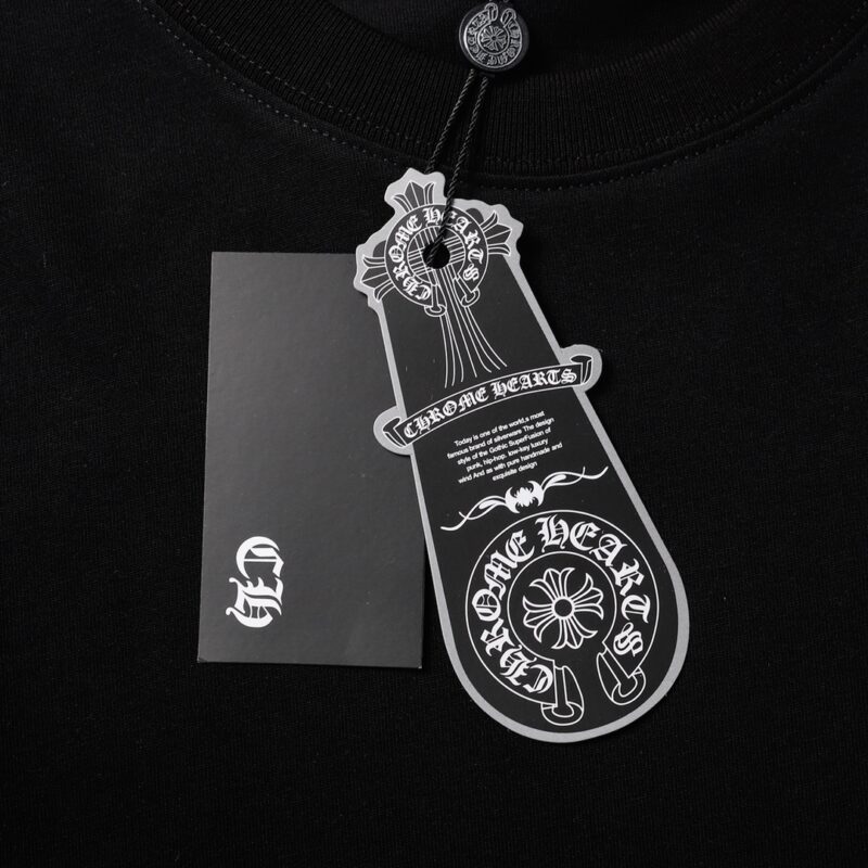 【CHROME HEARTS 公式旗艦店】クロムハーツ Tシャツ ご好評に付き再入荷！黒 白 - 画像 (5)