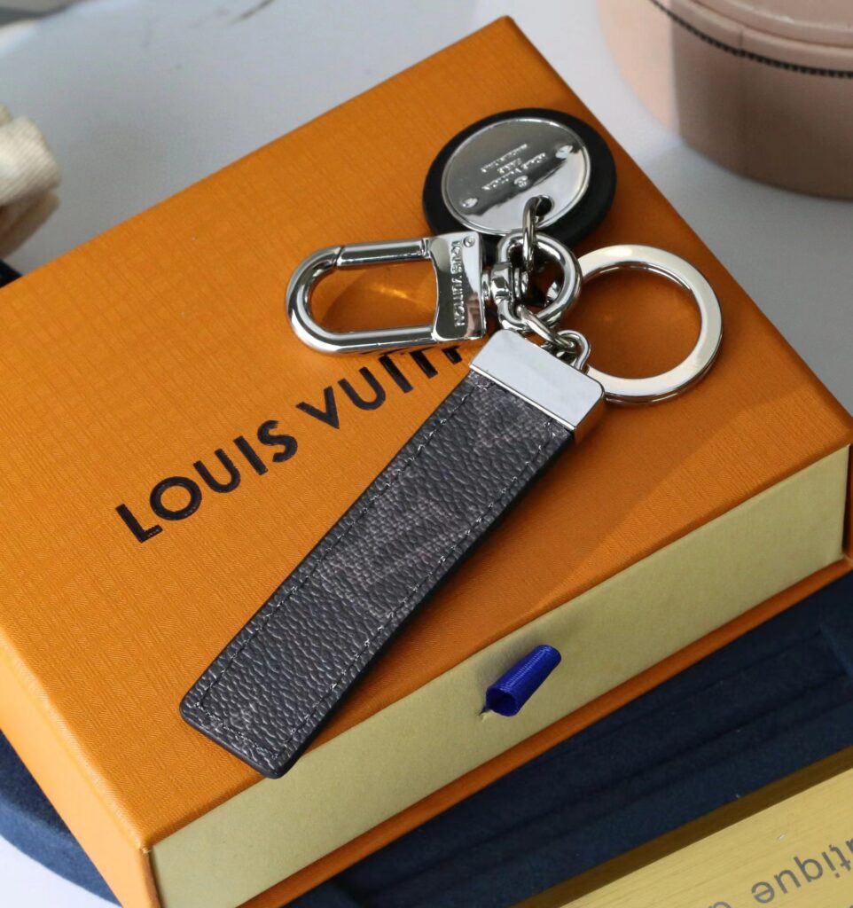 LV Louis Vuitton バッグペンダント キーホルダー 69 zm - 画像 (3)