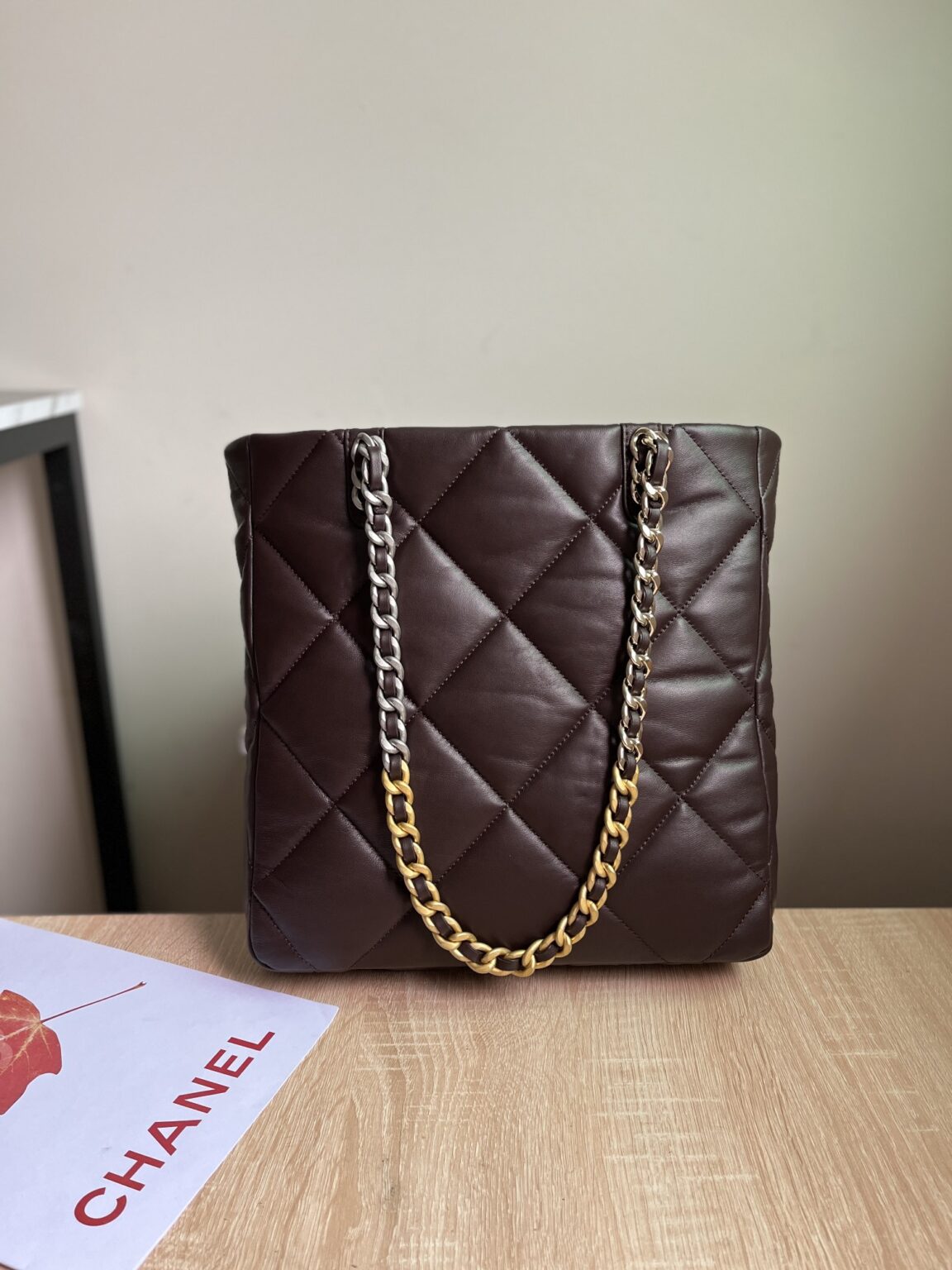CHANEL 19 SHOPPING BAG 3519 - 画像 (2)