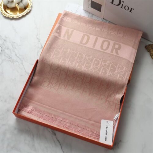 DIOR 暖かいショールブランケット08 SS93523