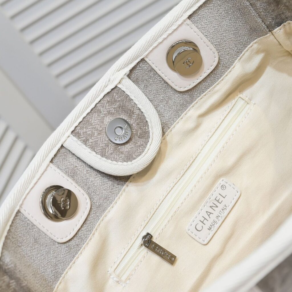 【Chanel 】【シャネル】トートバッグ 34x26x17 cm - 画像 (9)