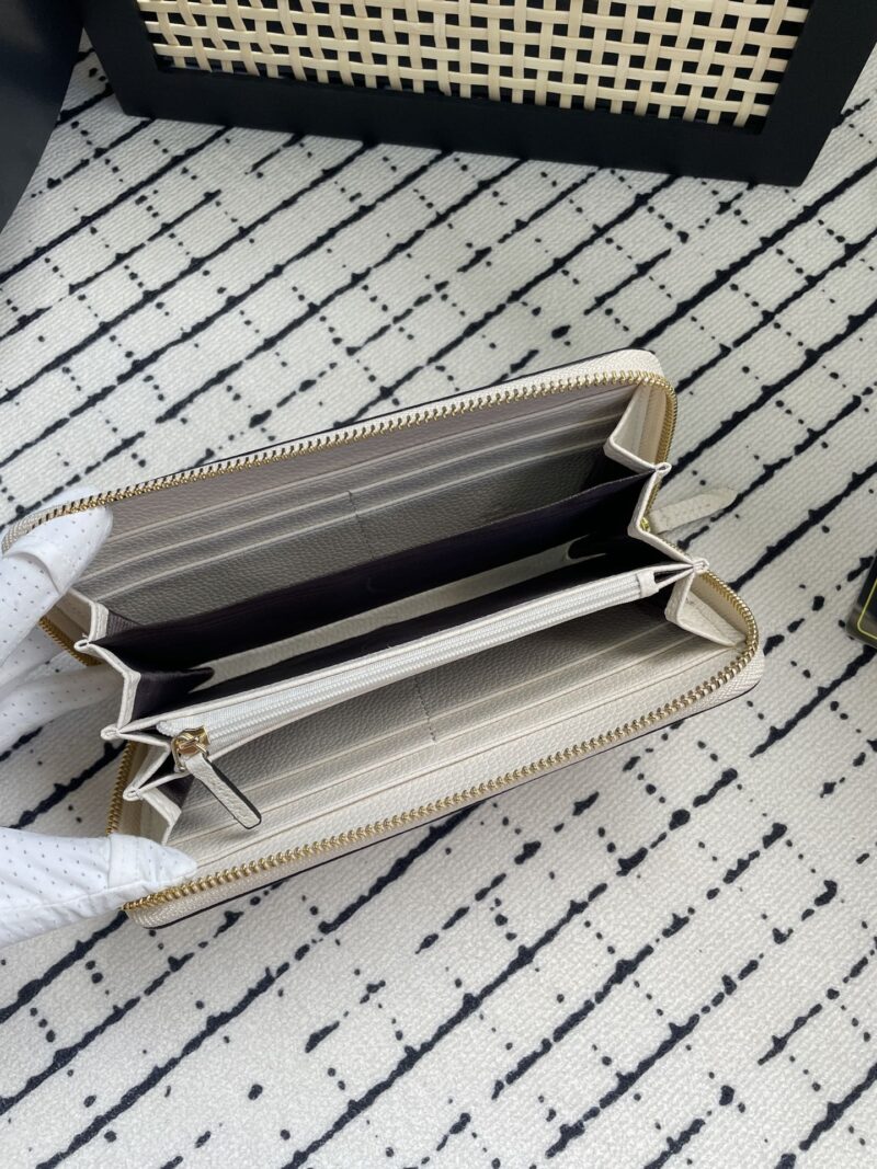 GUCCI 新作財布です 27 zm 95519 - 画像 (5)