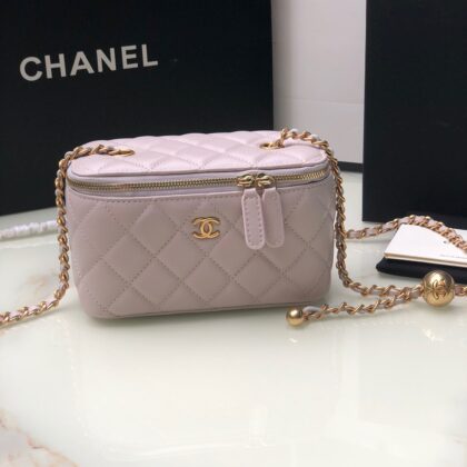 Chanel Classic Vanity 22C Bag with Chain AP2303
