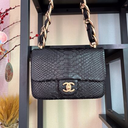 BOLSA CHANEL 2.55 PYTHON FLAP BAG AS3214