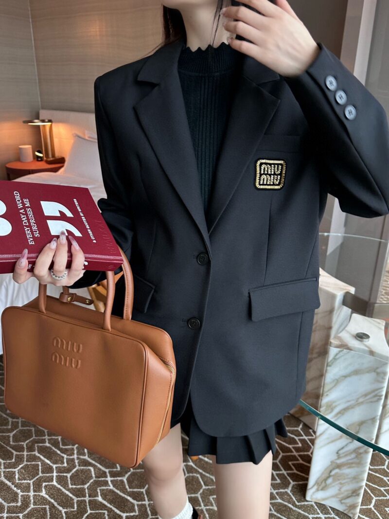 MIUMIU背広のコート SS96786 - 画像 (6)