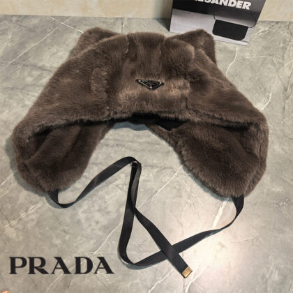 Prada綿毛の帽子28 SS97821