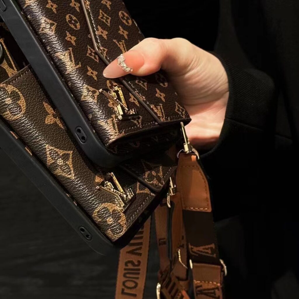 LV Louis Vuittonパスケース付きケース SS96912 - 画像 (5)