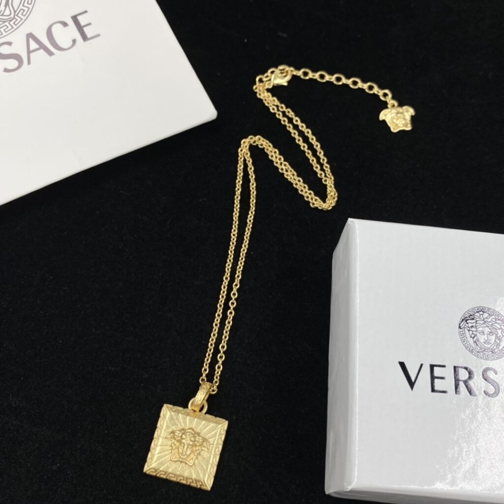 Versaceファッションアイテムチェーン05 al 94723 - 画像 (4)