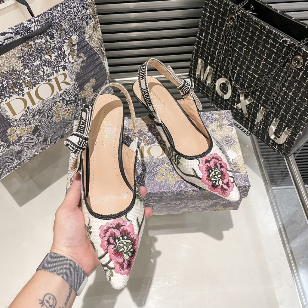 DIOR 新作刺繍ハイヒール 07zm 95759 - 画像 (2)