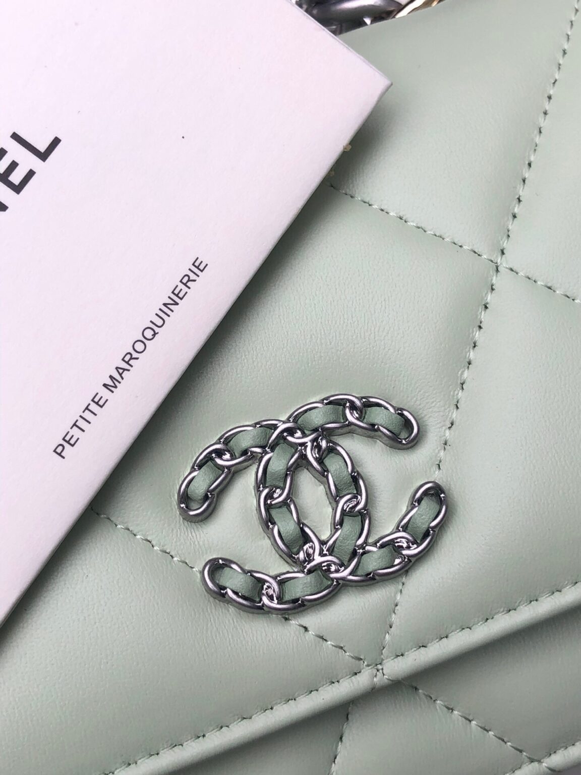 CHANEL 19 WALLET ON CHAIN 0957 - 画像 (7)
