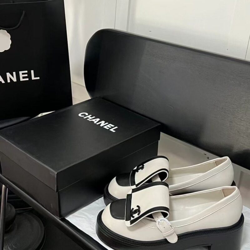 Chanel ローファー 女性 - 画像 (5)