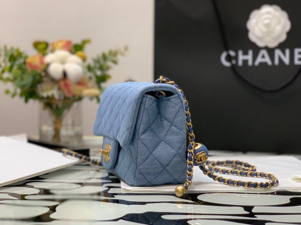 Chanel bag - 画像 (2)