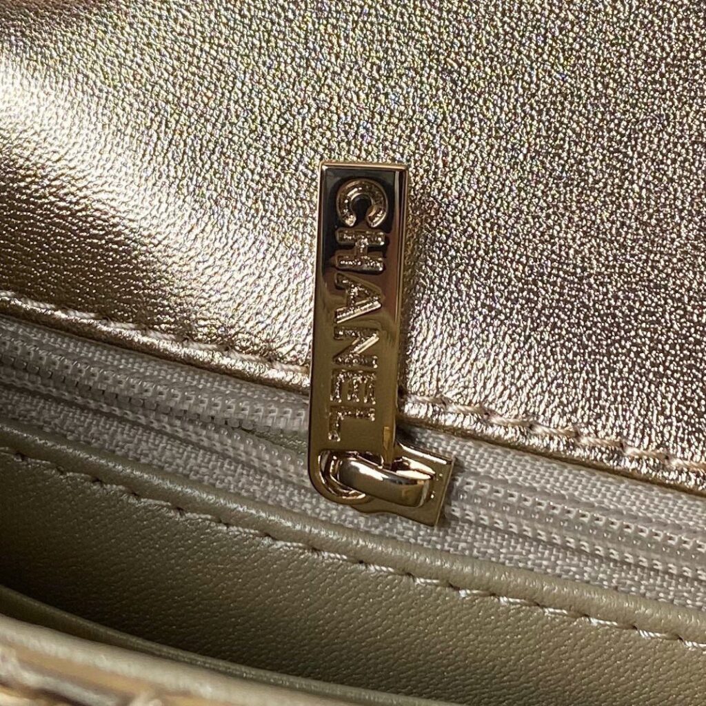 CHANEL 24C AS4646 START BAG - 画像 (9)