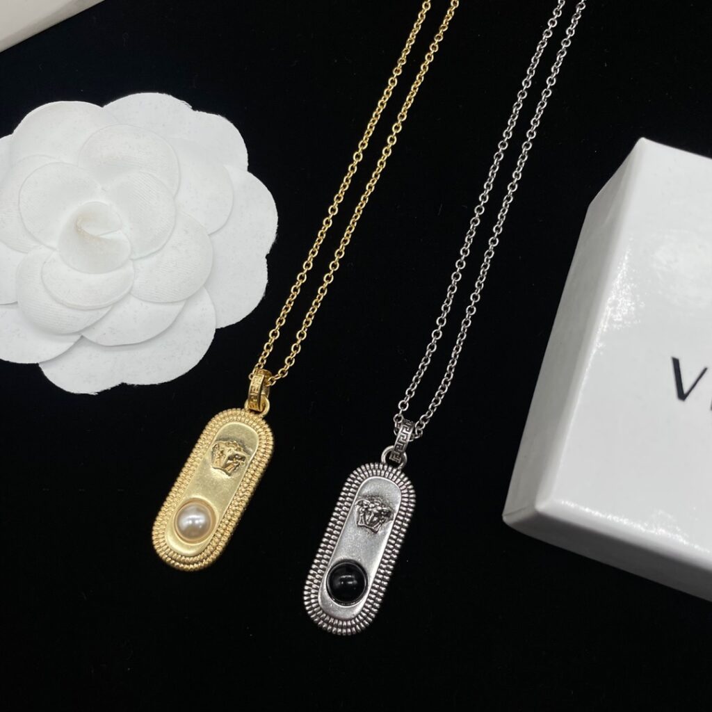 Versaceファッションアイテムチェーン08 al 94723 - 画像 (2)