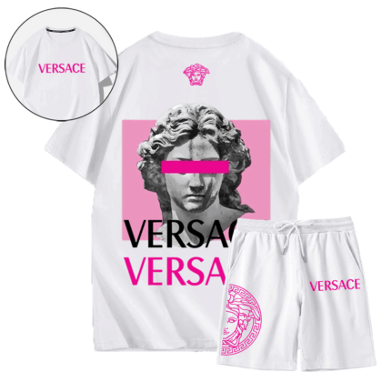 【 VERSACE 】「正規品保証、公式と同じデザイン」どんなスタイルの方でもスッキリ着用できるのがポイント
