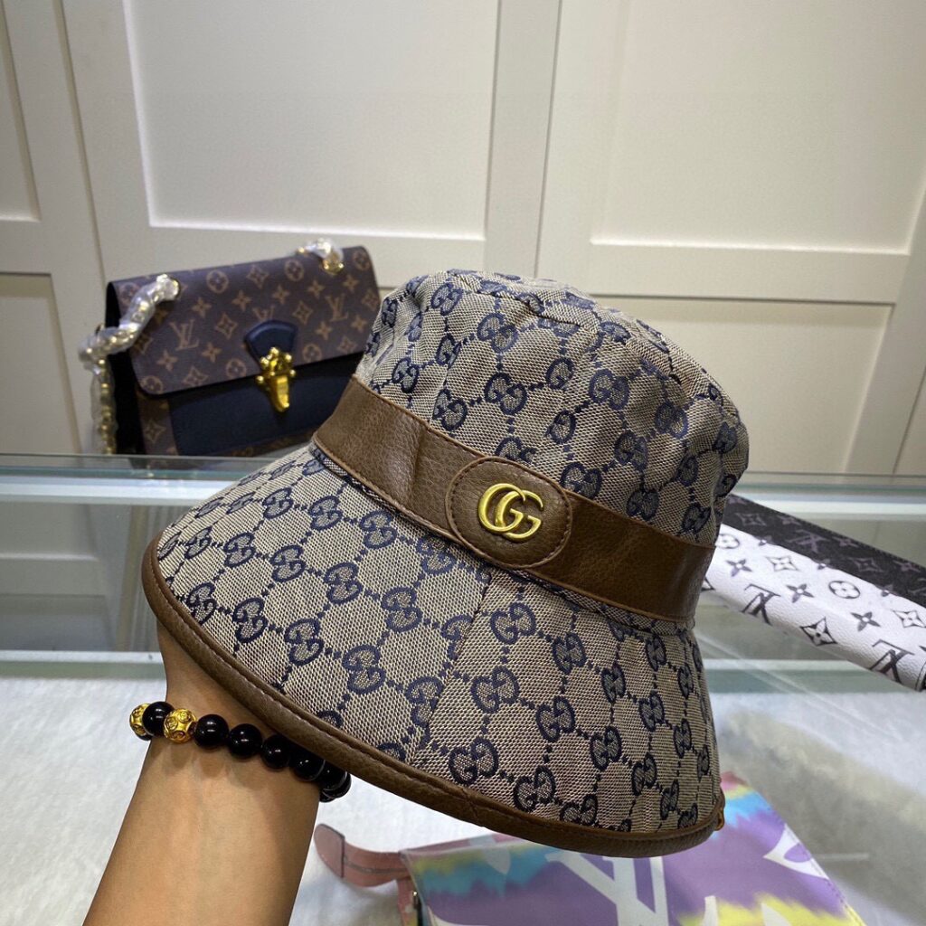 GUCCI 帽子 ダブルGのロゴ 秋と冬 コットン 紫外線対策 - 画像 (3)