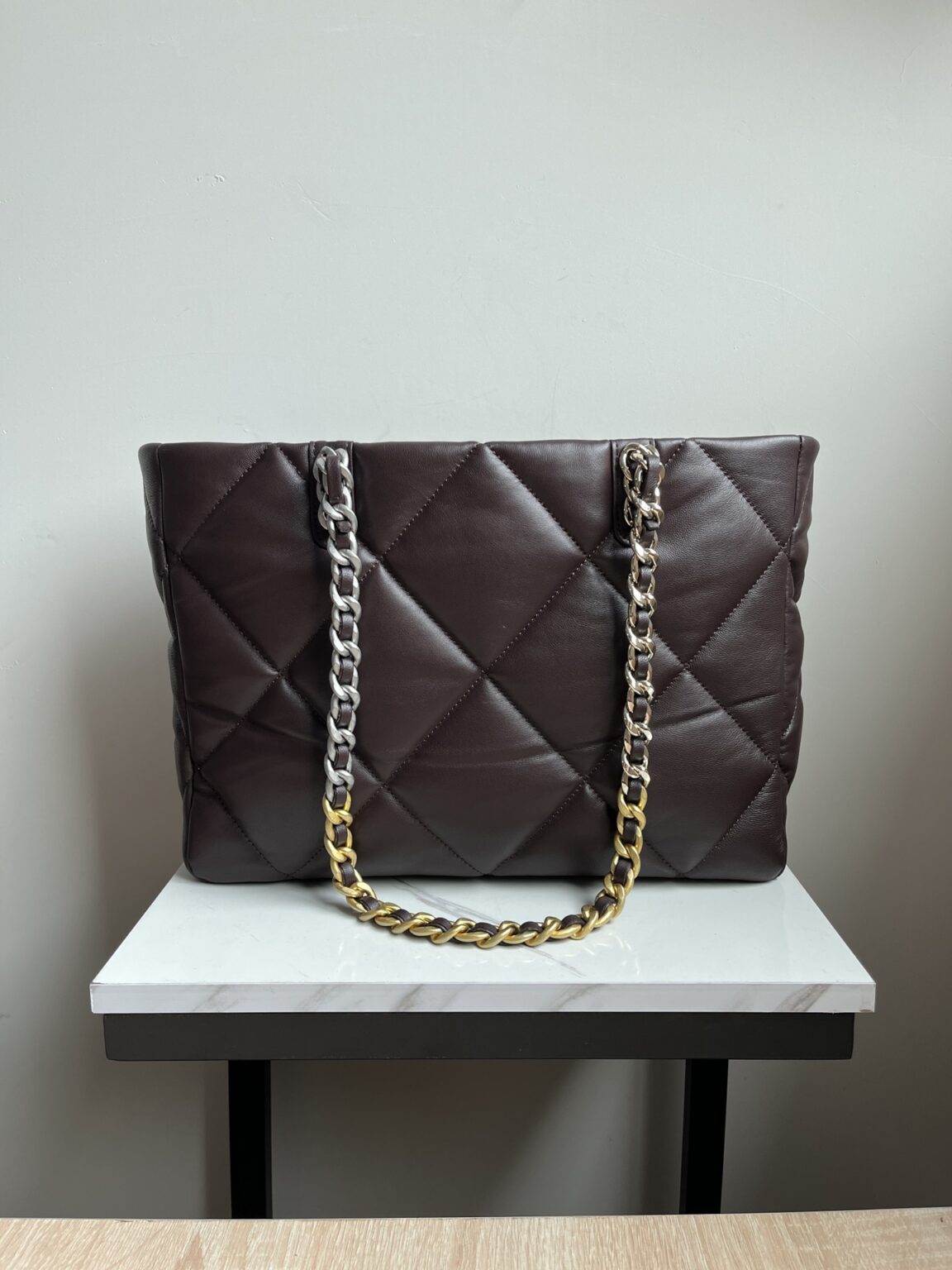 CHANEL 19 SHOPPING BAG 3360 - 画像 (2)