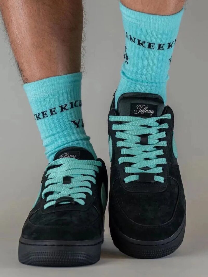 🔥限定30個！売り切れ次第終わり！【NIKE |公式サイトは】🔥★送関込★世界中を震撼させた話題のコラボ★◆超人気◆ 雑誌、ＴＶ、映画に登場アイテム♪ - 画像 (9)