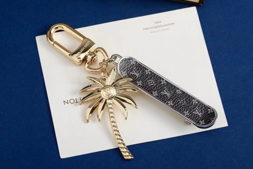 LV Louis Vuitton バッグペンダント キーホルダー 46 zm - 画像 (4)