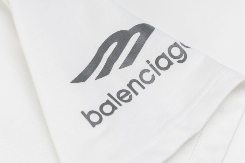 【BALENCIAGA 公式旗艦店】 バレンシアガ Tシャツ ご好評に付き再入荷！ - 画像 (13)