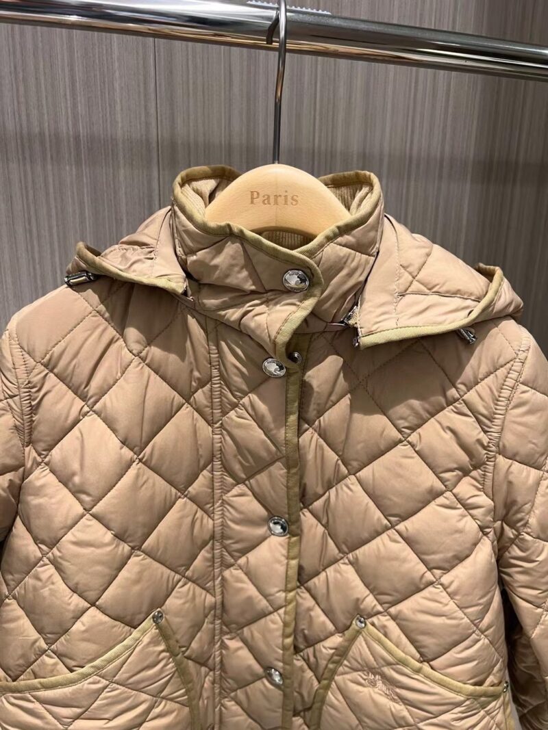 BURBERRY ダウンジャケット SS96783 - 画像 (2)