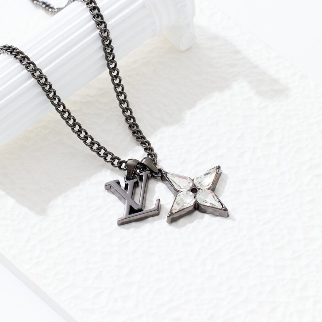 LOUIS VUITTON（ルイヴィトン）STAR BLOSSOM ネックレス - 画像 (6)