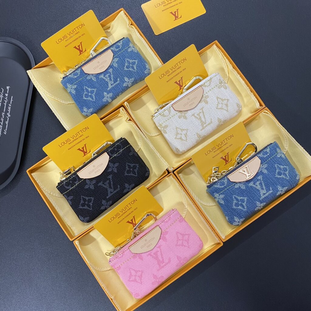LV Louis Vuitton 小銭入れ に飾りを付ける zm 94914 - 画像 (2)