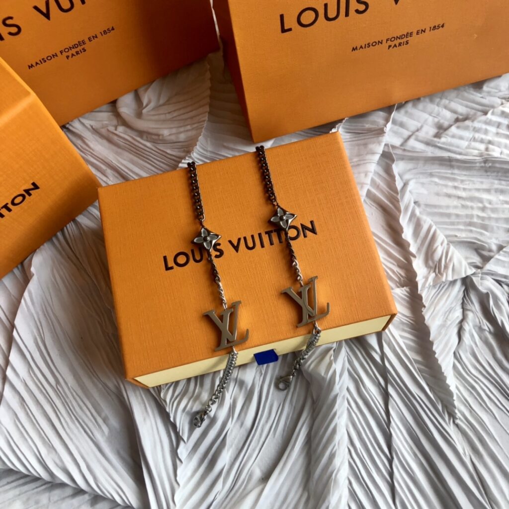 LOUIS VUITTON（ルイヴィトン）チェーンブレスレット - 画像 (5)