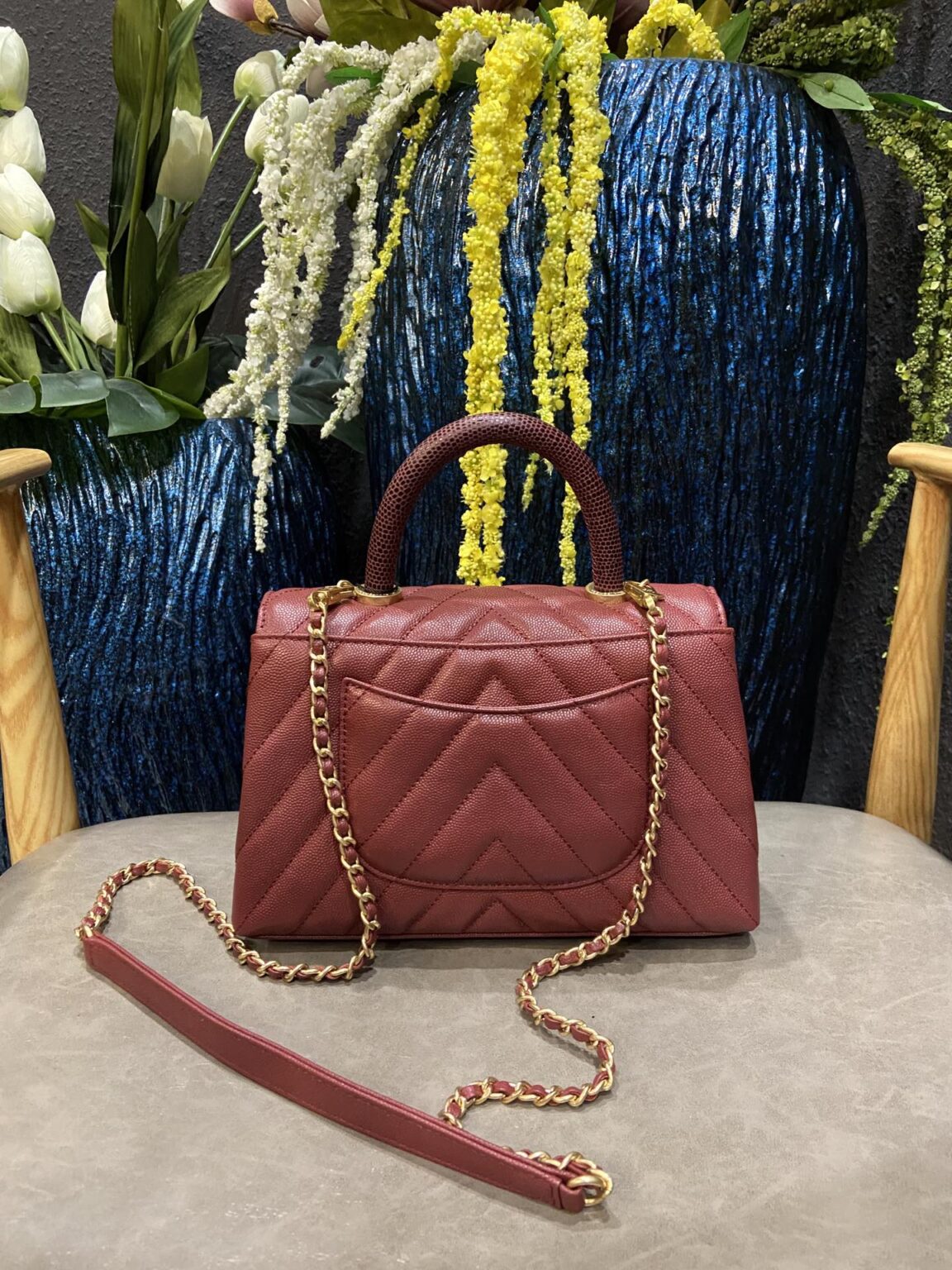 Chanel Cowhide handbag A92990 - 画像 (2)
