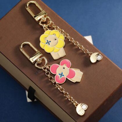 LV Louis Vuitton バッグペンダント キーホルダー 52 zm