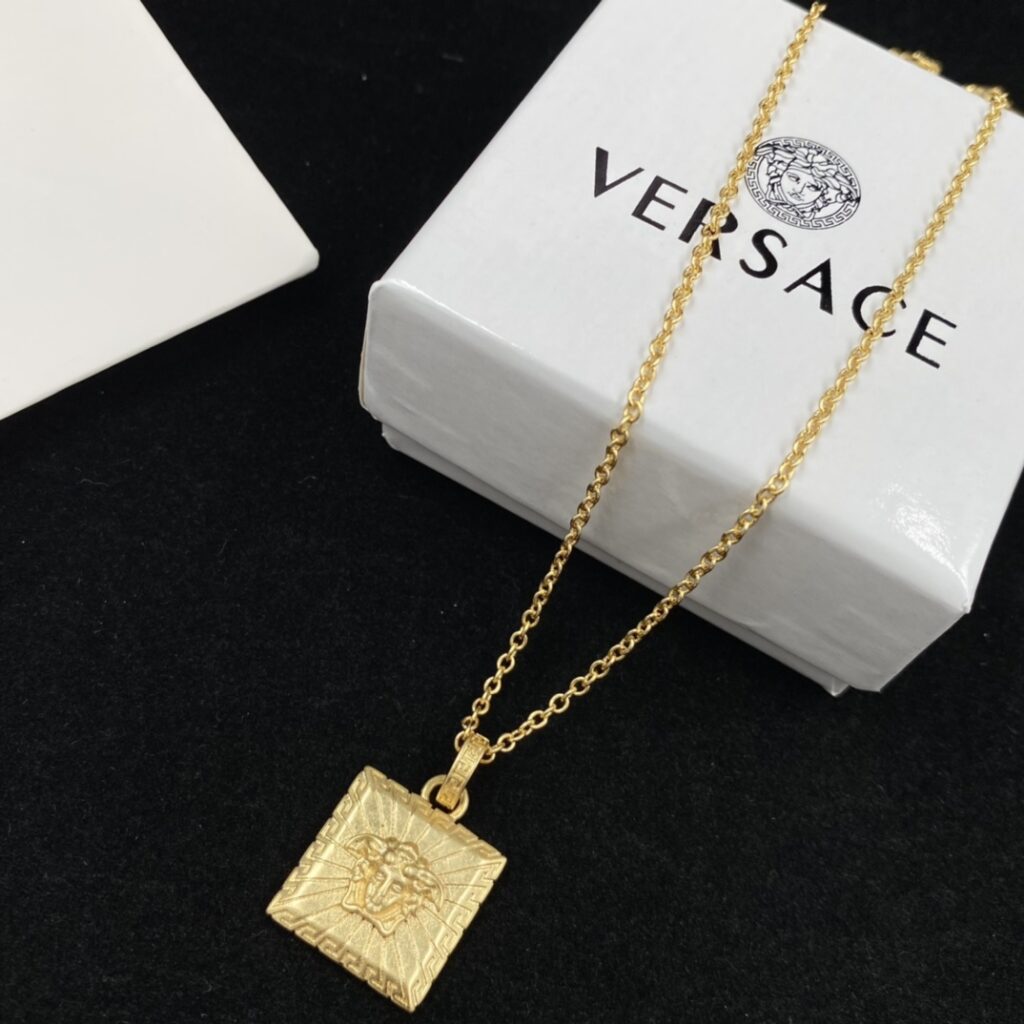Versaceファッションアイテムチェーン05 al 94723 - 画像 (2)