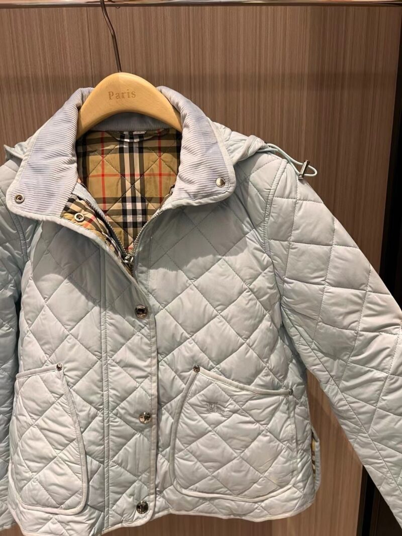 BURBERRY ダウンジャケット SS96783 - 画像 (3)
