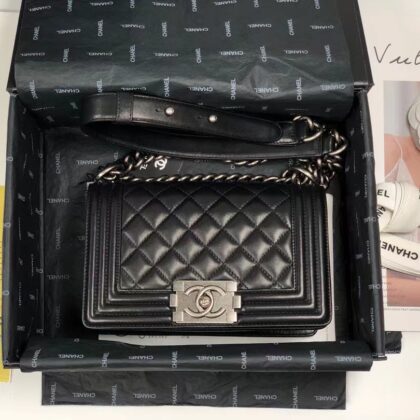 Chanel BOY CHANEL Small A67085