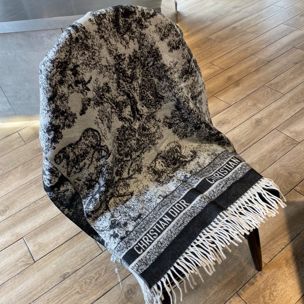 Dior（ディオール） リバーシブルスカーフ - 画像 (7)