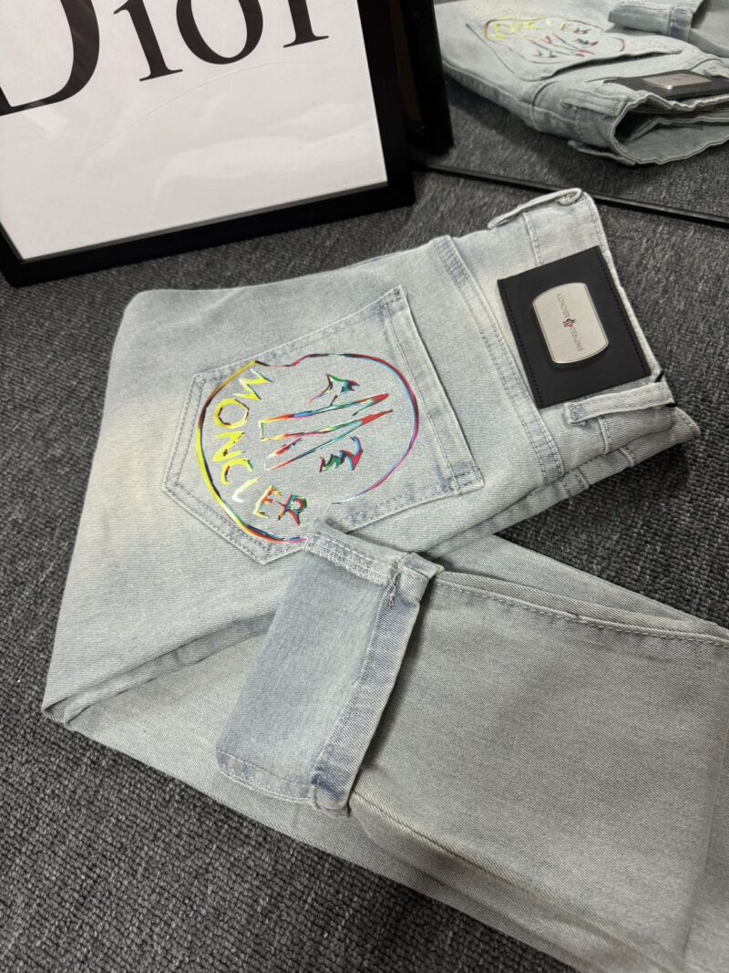 moncler刺繡入りのトレンディジーンズ 14 SS102438 - 画像 (4)