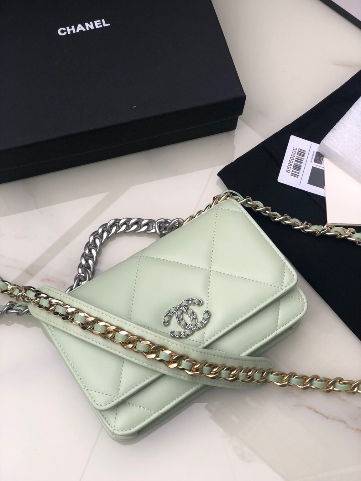 CHANEL 19 WALLET ON CHAIN 0957 - 画像 (8)