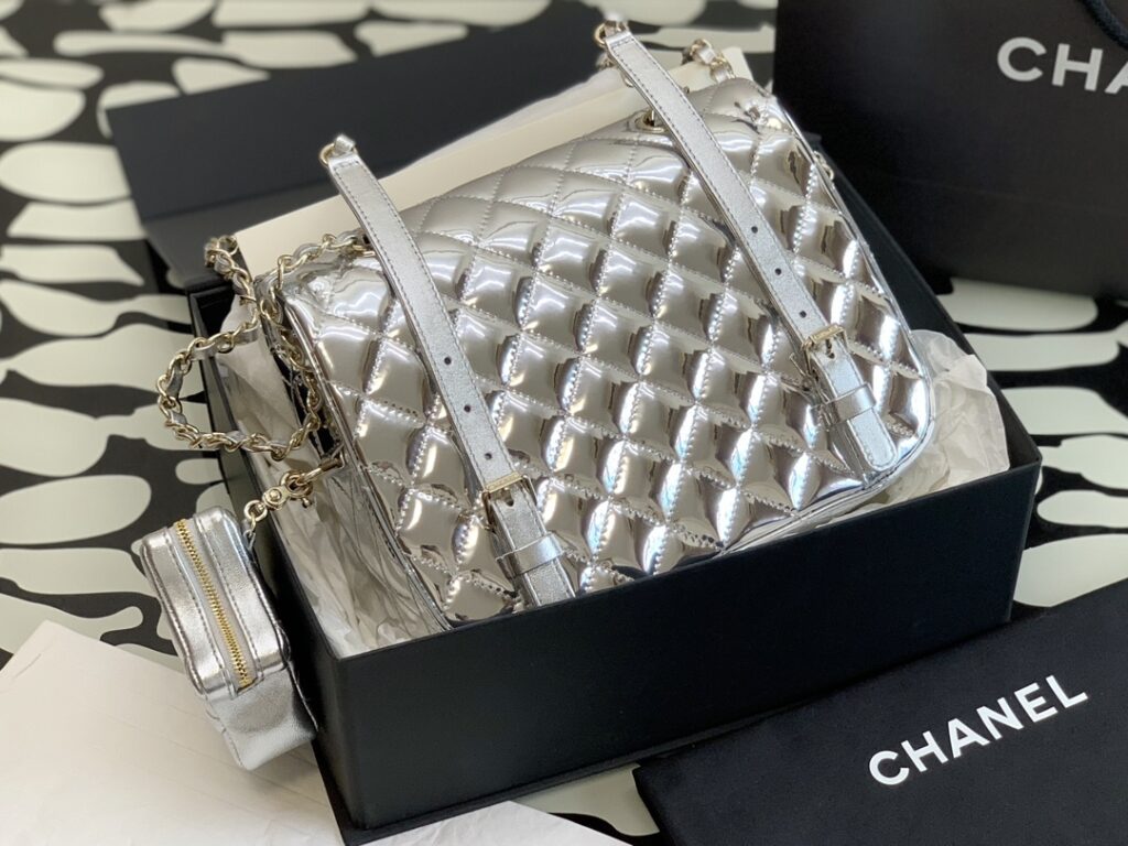 Chanel AS4646 24C CF BAG - 画像 (17)