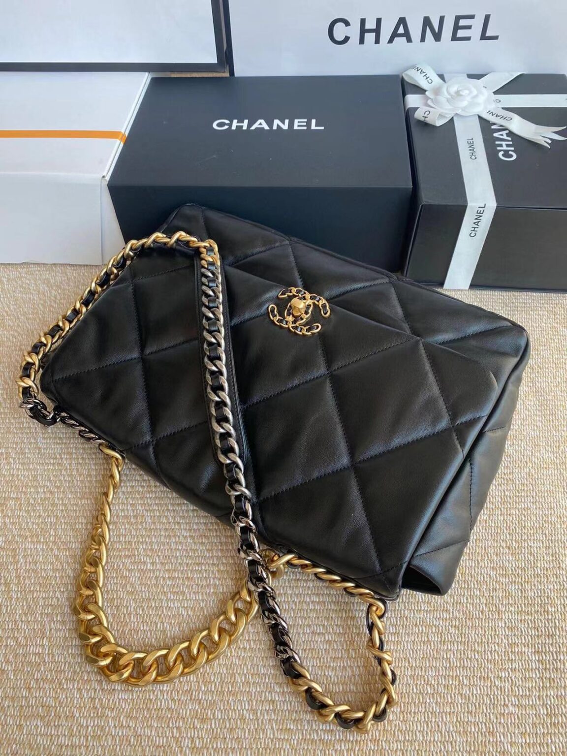 CHANEL 19 MAXI - 画像 (5)