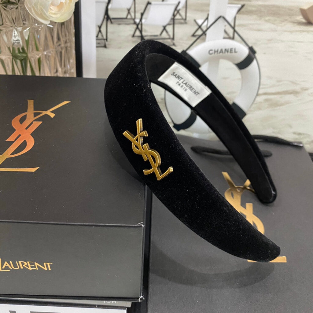 YSL ゴールデンロゴベルベットヘッドバンド SS