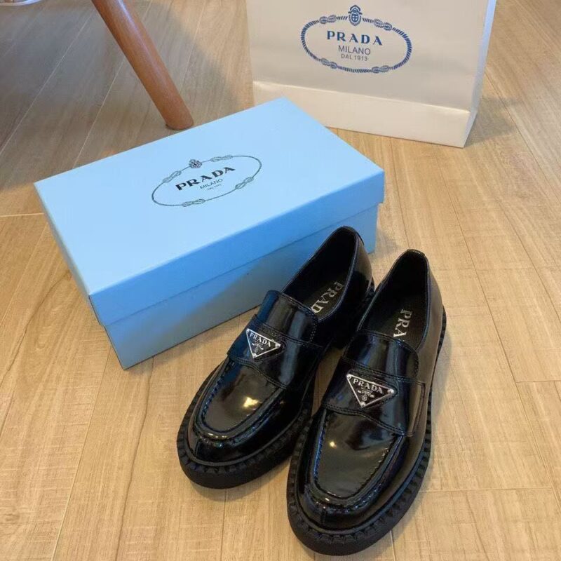 Prada ローファー女性タイプ - 画像 (2)