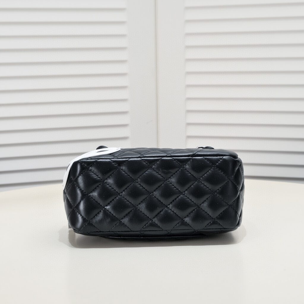 CHANEL A9117 SMALL bowling bag - 画像 (6)