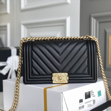 BOY CHANEL SHOULDER BAG