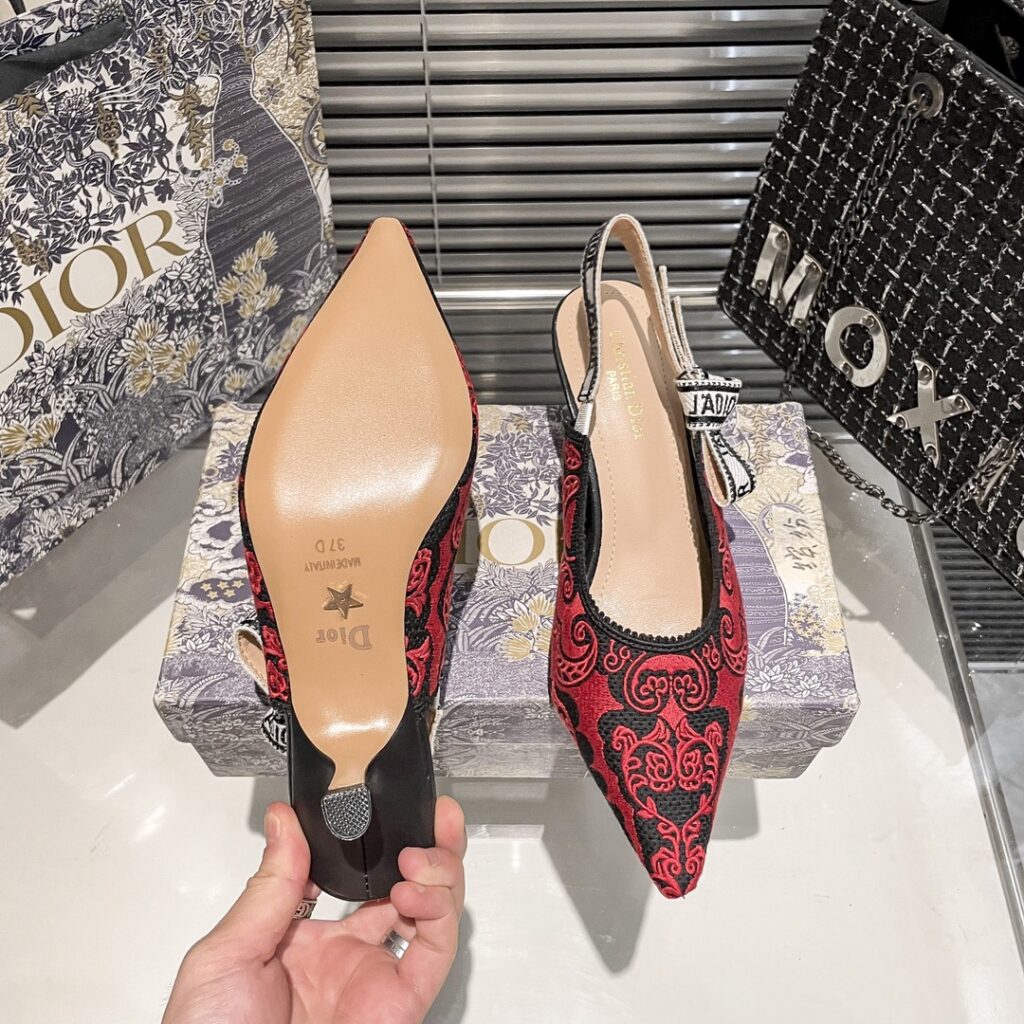 DIOR 新作刺繍ハイヒール 10zm 95759 - 画像 (3)