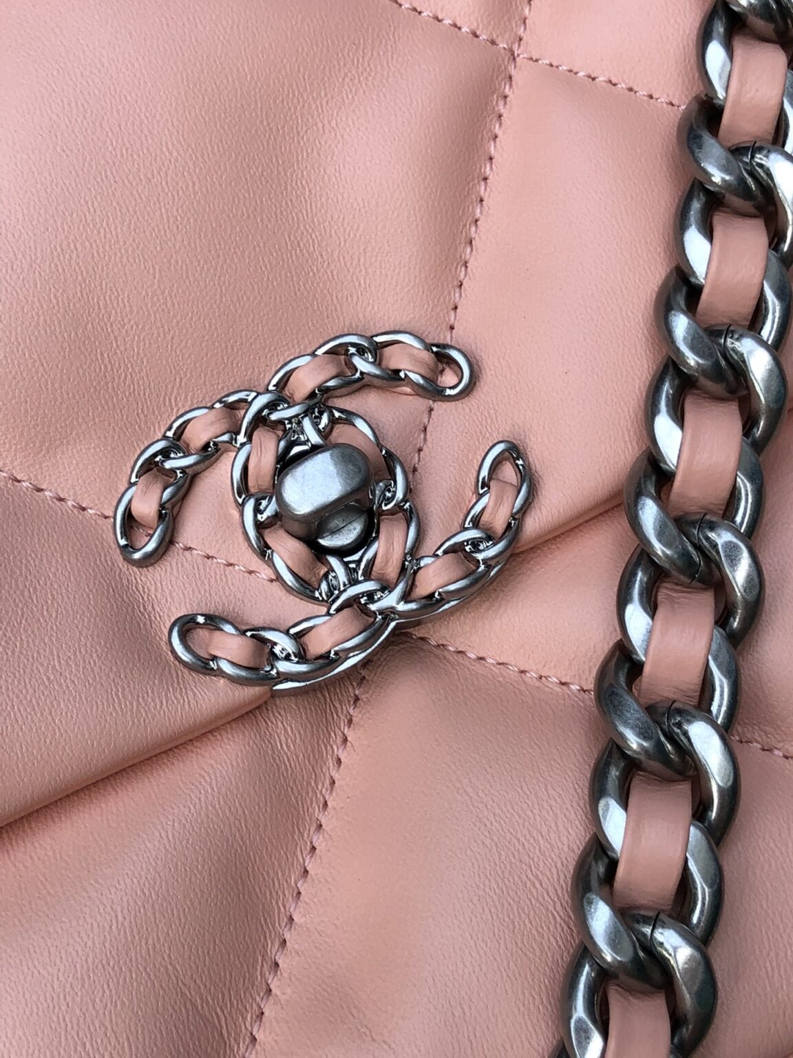 Chanel 19 medium 1161 - 画像 (5)
