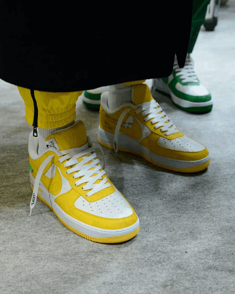 【新商品発売】【今年の新商品】LOUIS VUITTON X NIKE AIR FORCE1 LOW【本物保証】【代金引換】 - 画像 (4)