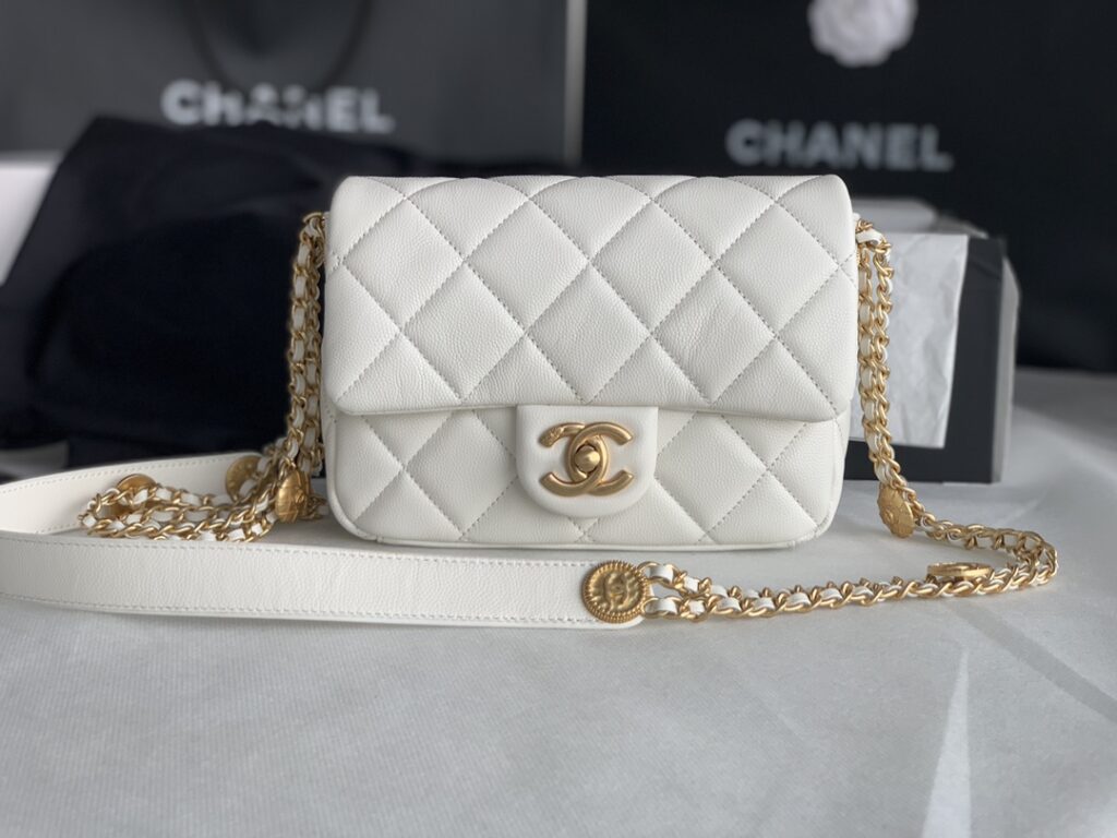 Chanel MINI CLASSIC FLAP BAG 3369 - 画像 (2)