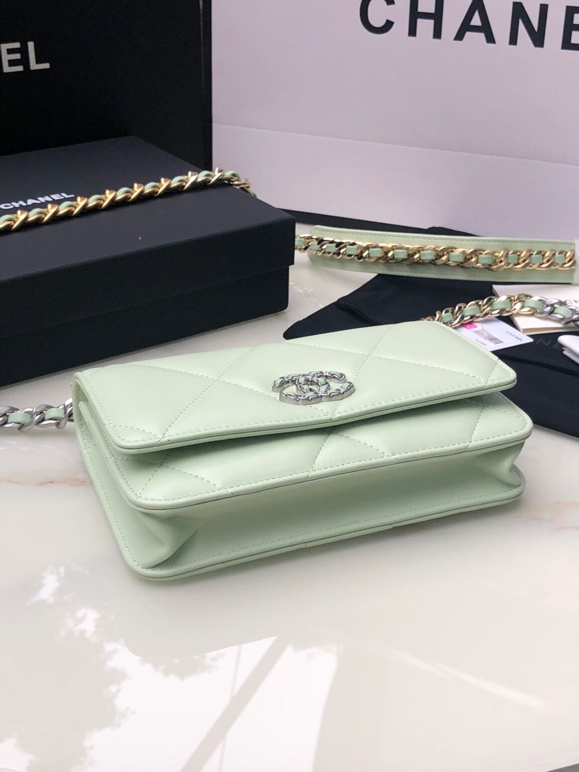 CHANEL 19 WALLET ON CHAIN 0957 - 画像 (9)