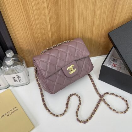 CHANEL スタイリッシュなバッグ 04 zm