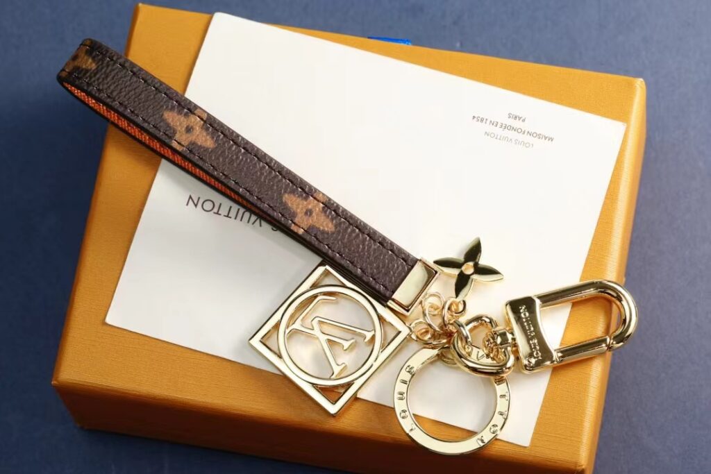 LV Louis Vuitton バッグペンダント キーホルダー 74 zm - 画像 (2)