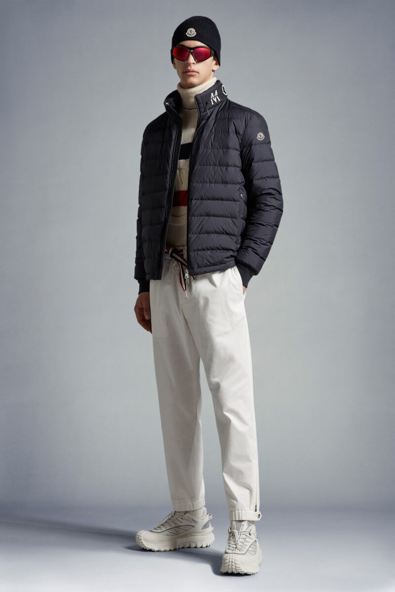 MONCLERウンジャケット SS96434 - 画像 (3)